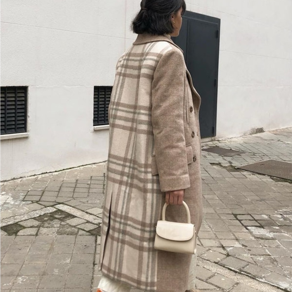 Elegant Beige Plaid Trench Coat
